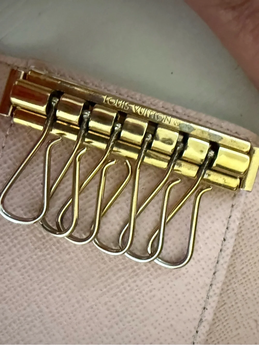 Louis Vuitton 6 ring key holder Damier Ebene Rose Ballerine pink
